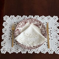 Delikişi Yuvarlak Amerikan Servisi. Papatya Model