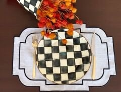 Siyah Nakışlı Amerikan Servisi