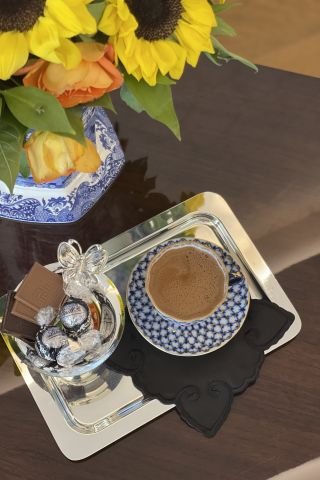 Siyah Kalp Nakışlı Kokteyl Peçetesi