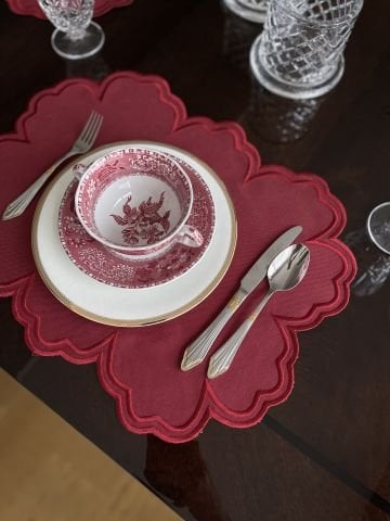 Vintage Amerikan Servis. Kırmızı