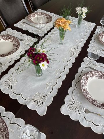 Delik İşi Runner Kelebek Model 36x116 cm