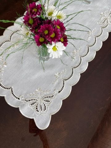 Delik İşi Runner Kelebek Model 36x116 cm