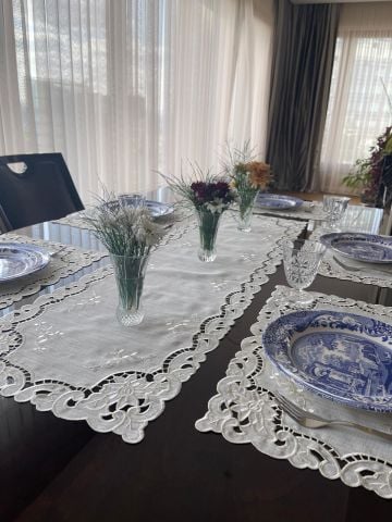 Delik İşi Runner Güllü Model 36x116 cm