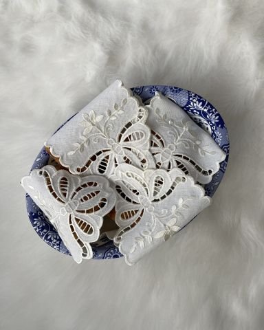 Delikişi Ekmek Örtüsü. Kelebek Model