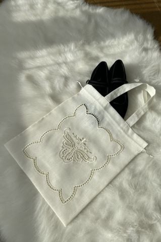 Kelebek Model Delikişi Çok Amaçlı Kumaş Çanta