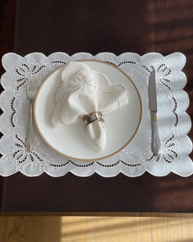 Delikişi Servis Sunum Peçetesi. Kelebek Model