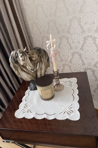 Delik İși Sehpa Örtüsü. Kelebek Model. 38 x 38 cm