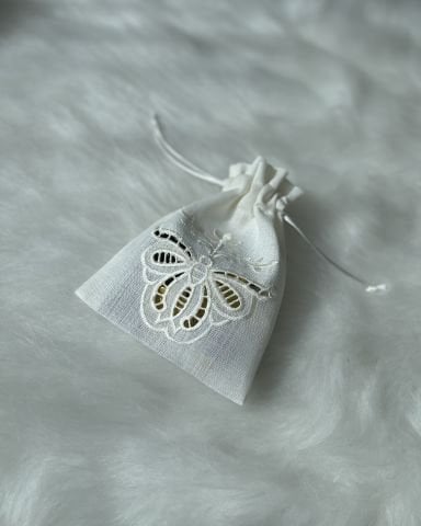 Nakışlı Delik işi Hediyelik Çok Amaçlı Kese 13x18 cm
