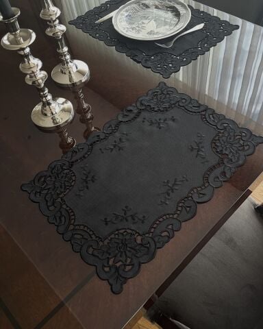 Delik İşi Amerikan Servisi. Güllü Model. Siyah