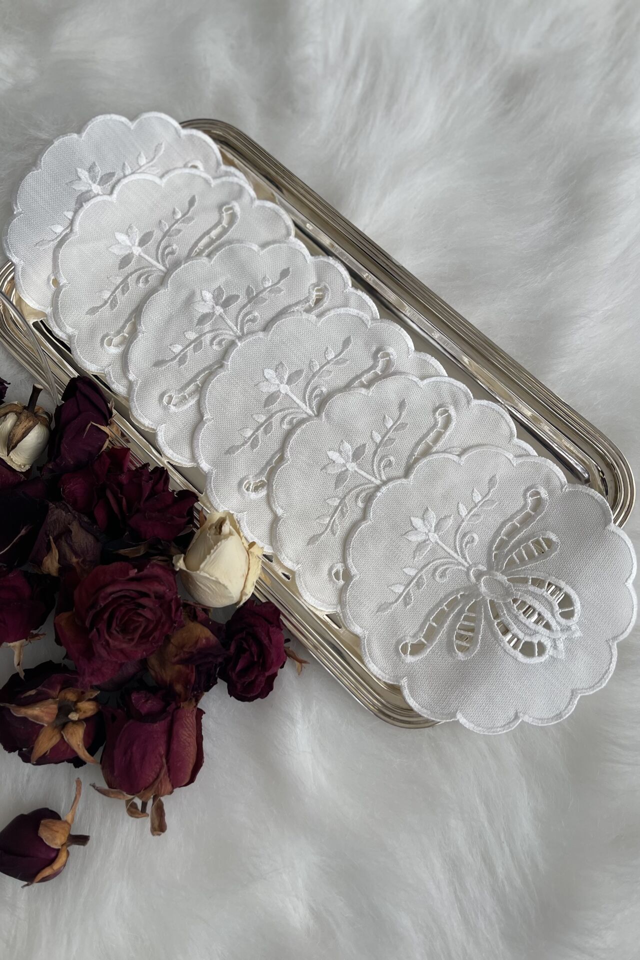 6'lı Set Delikişi Kokteyl Sunum Peçetesi. Kelebek Model ( 6 Adet )