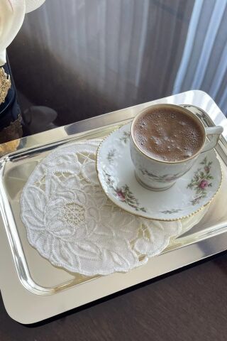 6'lı Set Delikişi Kokteyl Sunum Peçetesi. Şakayık Model ( 6 Adet )