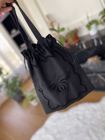 Nakış İşlemeli Delik İşi Çok Amaçlı Kumaş Çanta