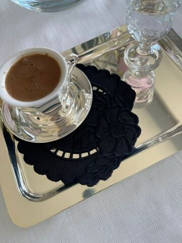 Delikişi Kokteyl Sunum Peçetesi. Çiçek Model ( 1 Adet ) Siyah