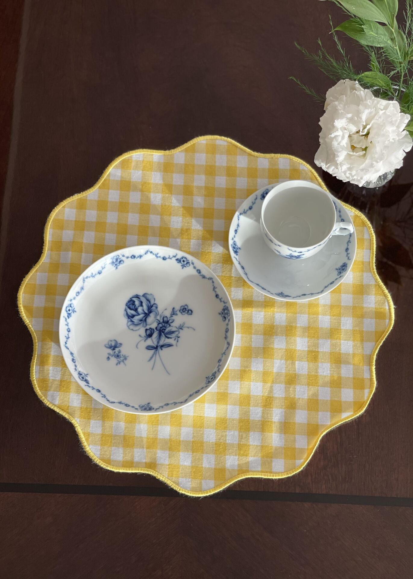 Ekoseli Amerikan Servis. Sarı