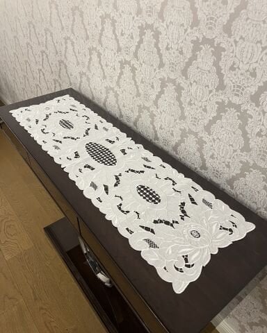 Delik İşi Konsol Örtüsü & Runner. Şakayık model. 34 x 120 cm