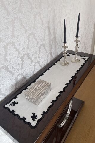 Delikişi Konsol Örtüsü & Runner. Evalı model. 35 x 115 cm