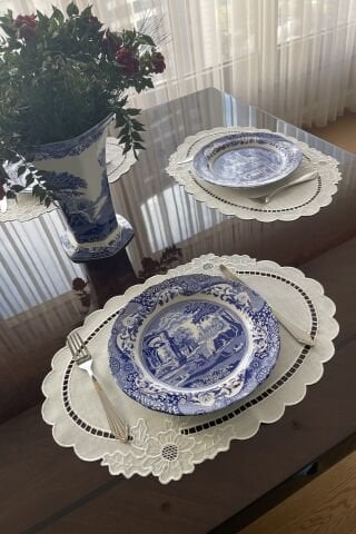 Delikişi Oval Amerikan Servisi. Çiçek Model