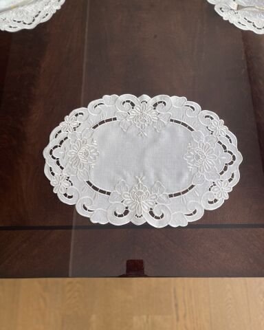 Delikişi Oval Amerikan Servisi. Şakayık Model