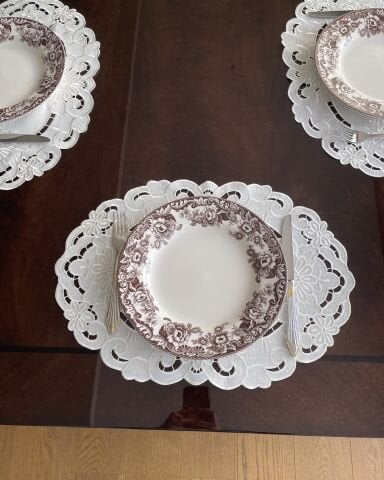 Delikişi Oval Amerikan Servisi. Şakayık Model