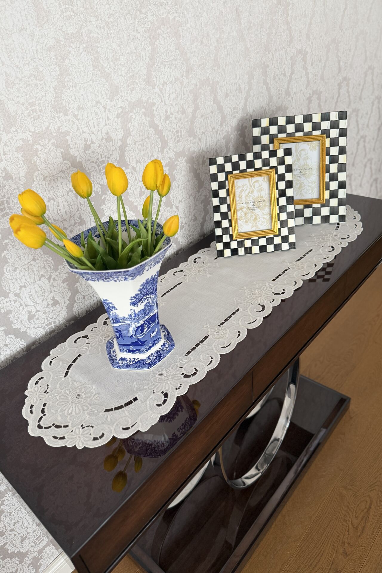 Delikişi Konsol Örtüsü & Runner. Oval Şakayık model. 35 x 119 cm