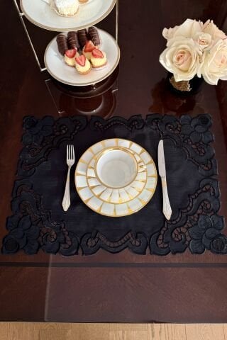 Delikişi Amerikan Servisi. Vintage Rose. Siyah