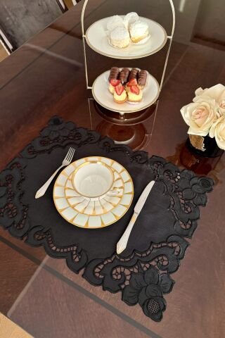 6'lı Set Delikişi Amerikan Servisi. Vintage Rose. Siyah